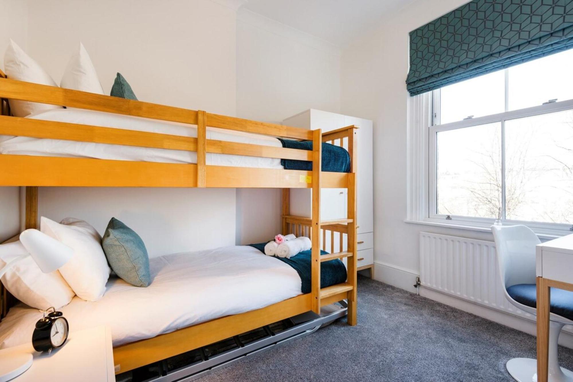 런던 Bright And Modern Earls Court Gem 아파트 외부 사진